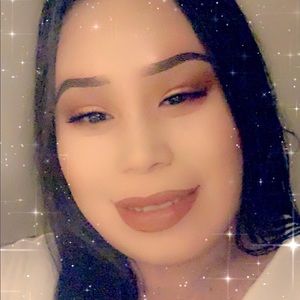 Meet your Posher, Lonalyn